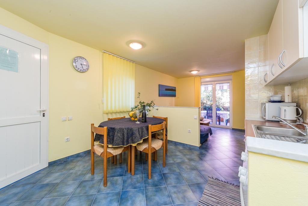 Apartment Stipic Petrcane Exterior photo